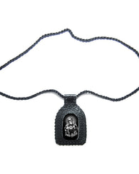 Escapulario De Piel Hecho A Mano Con Santa Muerte Blanca